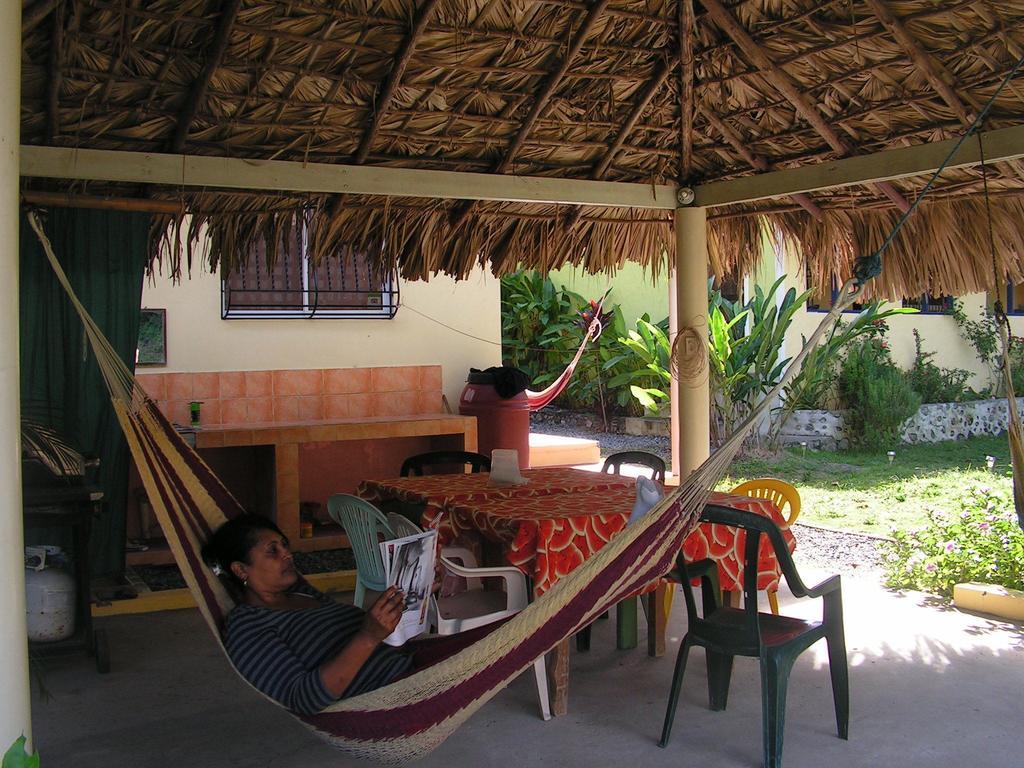 Conrado'S Guesthouse B&B Las Avispas Exterior foto